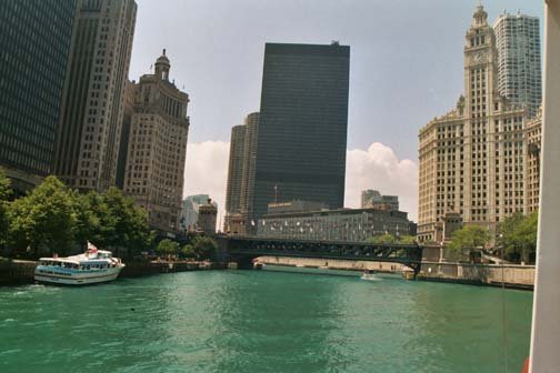 USA IL Chicago 2003JUN07 RiverTour 007